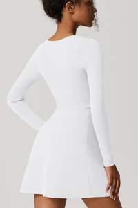 فستان نسائي برقبة مربعة من الجسم بأكمام طويلة وفتحة جانبية فساتين قصيرة مضيئة - Product Image 2