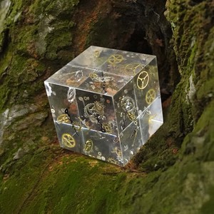 เครื่องประดับอะคริลิคสไตล์อินดัสเทรียล 8 ซม. ตกแต่งโต๊ะทำงาน ลายพิมพ์ ของตกแต่งสำนักงาน - Product Image 3