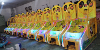 Équipement de jeu pour enfants machine de basket-ball d'arcade à pièces Machine de basket-ball mignonne