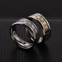 Personalisierter Herrenring aus Edelstahl mit leuchtendem Schmetterlingseffekt, Fingerring-Accessoire für Partys und Dekorationen.