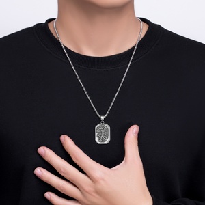 Collar Vikingo con Colgante de Árbol de la Vida y Escudo, Joyería de Acero Inoxidable al por Mayor - Product Image 5