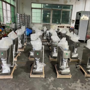 Machine à <span class=keywords><strong>Glace</strong></span> et Smoothies Entièrement Automatique avec Fonction Mélange et Design Innovant pour Sorbets, Jus et Gelato <span class=keywords><strong>Oreo</strong></span> - <span class=keywords><strong>Prix</strong></span> Compétitif - Product Image 4