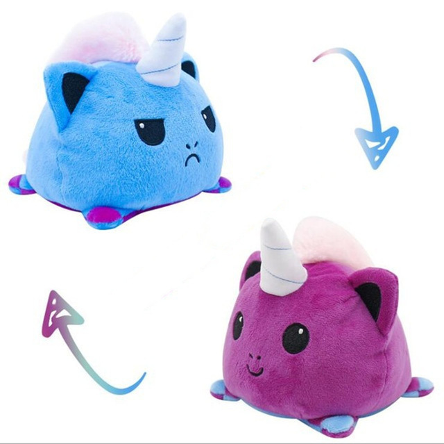 Unicornio azul violeta
