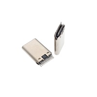 Conector USB Tipo-C Macho de 90 Grados Vertical para Montaje en Superficie, Modelo UA-10200DCG
