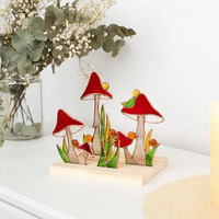 Artisanal Art Déco Vitrail Champignon Sun Catcher Cottagecore Inspiré Décor pour Étagères ou Cadeaux