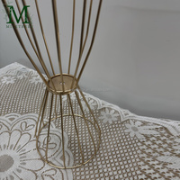Support floral en fer forgé doré ajouré MILE pour mariage, idéal pour l'arrangement floral de la table principale et la décoration de chemin d'accès au mariage
