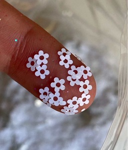 Paillettes personnalisées en gros en vrac en forme <span class=keywords><strong>de</strong></span> fleur <span class=keywords><strong>de</strong></span> marguerite pour ongles artisanat <span class=keywords><strong>de</strong></span> Noël grosses paillettes - Product Image 2