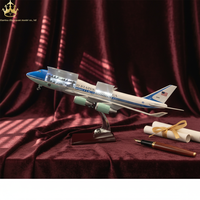 Maquette d'avion de passagers 747 Air Force One à double porte avec éclairage et roues, ornement d'aviation statique simulé