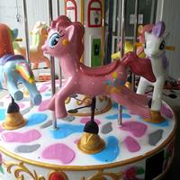 Manège à chevaux miniatures 3 places attrayant, idéal pour les centres commerciaux - Nouveauté !