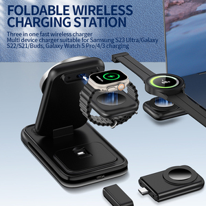 Soporte de cargador magnético inalámbrico 4 en 1 plegable de carga rápida de 15W para iPhone / Apple Watch / AirPods / <span class=keywords><strong>Android</strong></span> - Product Image 4