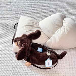 UK JE Alto Dachshund Peluche Super Douce en Polyester, Jouet de Mariage à Lancer, Poupée avec Rembourrage en Coton PP, Vente en Gros Réfléchie - Product Image 4