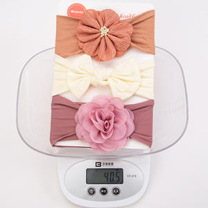 مجموعة من 3 قطع من عصابات الرأس النايلون للأطفال بالجملة، ربطات شعر كبيرة ناعمة للمواليد الجدد، إكسسوارات شعر لطيفة للأطفال - Product Image 6