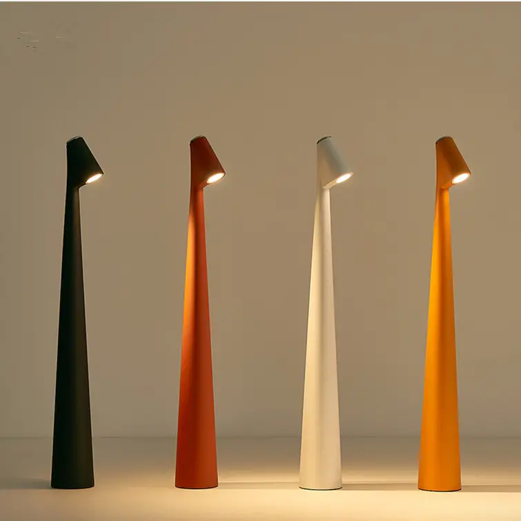 Mini cepillo de dientes encantador modelo inalámbrico recargable Led lámpara de mesa alimentado por batería restaurante Hotel Bar luz táctil lámpara de escritorio
