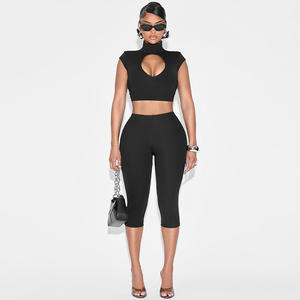 Nuovo Set da donna 2 pezzi con maniche corte Soild a maniche corte stretto Set di pantaloni corti da donna - Product Image 6