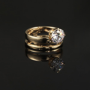 Bague unisexe en argent sterling S925 plaqué or 18 carats avec moissanite |   Prong Setting Laurel Goddess Niche Design |   Certifié GRA Luxe - Product Image 4
