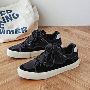 Zapatos Casuales de Hombre con Diseño Clásico y Cómodo, Hechos a Medida, con Suela Gruesa y Estampado Personalizado - Product Image 4