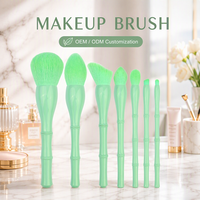 Pinceaux cosmétiques en poils synthétiques en gros d'usine, kit de 7 pinceaux pour le visage et les yeux, OEM ODM, logo personnalisé, ensemble de pinceaux de maquillage style bambou