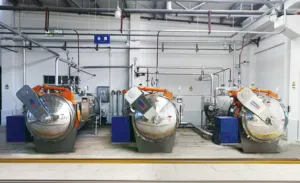 Stérilisateur autoclave industriel automatique à vaporisation d'eau pour repas prêt à manger