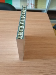Panneaux muraux durables et résistants, panneaux de meubles avec matériaux à âme en nid d'abeille pour les façades de bibliothèques et de centres commerciaux - Product Image 3