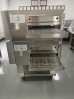 Équipement professionnel de fabrication de pizzas au gaz Four tunnel commercial à chauffage à flux d'air à grande vitesse