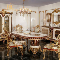 Ensemble de canapés confortables de style Chesterfield antique européen pour salons de villas et d'appartements luxueux