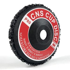 Disques non tissés noirs 3M <span class=keywords><strong>Scotch</strong></span> Brite Clean and Strip XT Pro de 4 pouces - Product Image 1