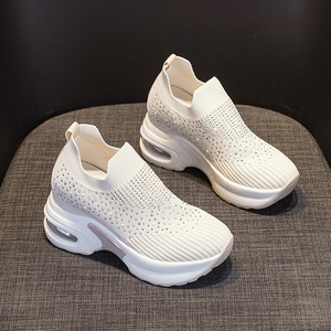 Chaussures de marche décontractées élégantes et légères pour femmes, respirantes, avec soutien de la voûte plantaire et plateforme rehaussante, pour sports de plein air - Product Image 5