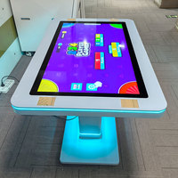 Table de jeu à écran tactile de 43 pouces Table intelligente amovible et étanche avec lumière LED à chargement sans fil