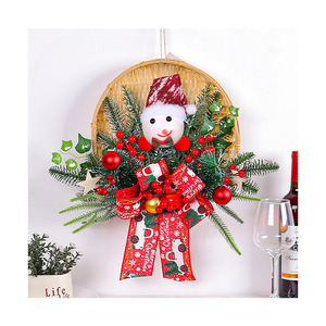 AM-FDAA28 Ammy Fournitures <span class=keywords><strong>de</strong></span> décoration <span class=keywords><strong>de</strong></span> Noël Paniers Couronnes <span class=keywords><strong>de</strong></span> Noël Cross Borders Cute Decorated Wreath by Santa Claus - Product Image 1