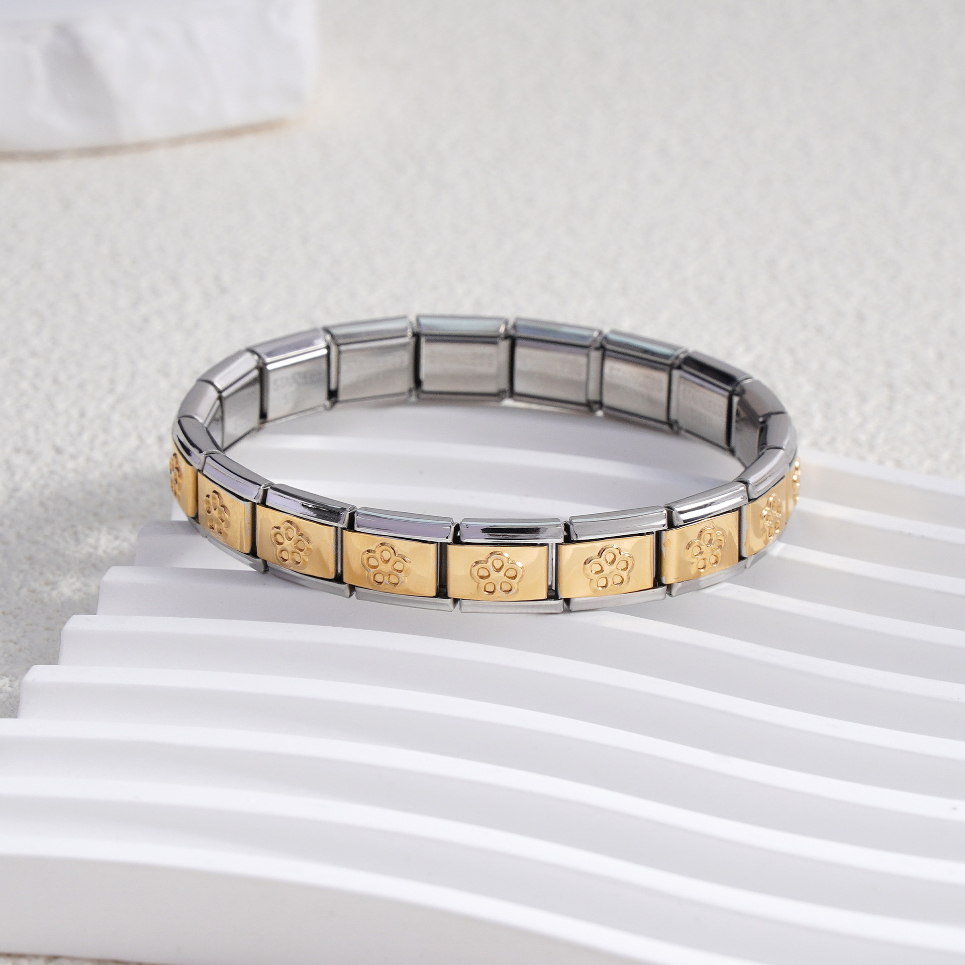 Floral modular bracelet (two-tone gold)