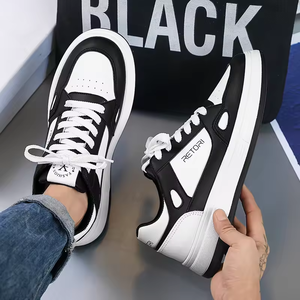 Chaussures décontractées en cuir respirantes pour hommes, nouveau style, chaussures de sport blanches, tendance, polyvalentes, légères, baskets pour hommes - Product Image 4