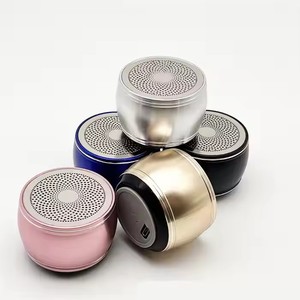 Piccolo altoparlante in metallo portatile per esterno Mini colonna Stereo <span class=keywords><strong>musica</strong></span> Surround Box altoparlante senza fili con microfono - Product Image 4
