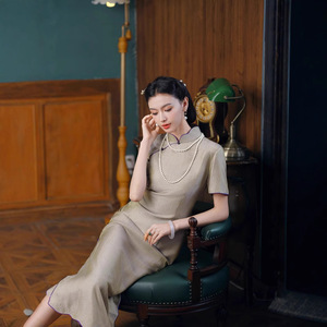 2025 Tang Dynasty Love interwoven Silk cheongsam Mula high-end ใหม่<span class=keywords><strong>ชุด</strong></span>ฤดูร้อนสไตล์<span class=keywords><strong>จีน</strong></span>สำหรับผู้หญิงสวมใส่ทุกวันด้วยเงิน - Product Image 4