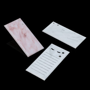 Cils en acrylique Marbe avec aimants - Product Image 5