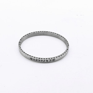 Pulsera yunnique con mantra de seis caracteres, acero inoxidable 316, medio cierre, joyería para hombre, diseño geométrico moderno, regalo para hombres - Product Image 1
