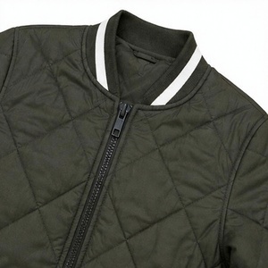 Chaqueta Bomber Clásica para Hombre de Alta Calidad al por Mayor OEM, Chaqueta Bomber Negra de Estilo Holgado de Alta Calidad - Product Image 4