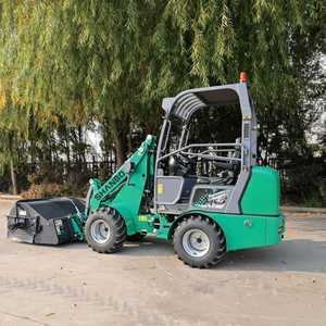 Chargeuse sur pneus compacte économique de 1 tonne avec moteur de 18,4 kW à performance stable pour diverses opérations de manutention - Product Image 3