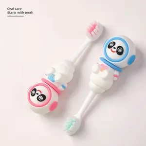 Premium özelleştirilmiş panda yumuşak kıl bebek diş fırçası taşınabilir çocuk diş fırçası ağız temizleme fırçası