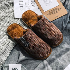 รองเท้าแตะผู้ชาย  กันลื่นและเก็บความร้อน  วัสดุ PVC ราคาโรงงาน - Product Image 3