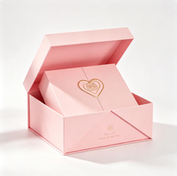 Boîte cadeau rigide en carton avec fermeture magnétique personnalisée pour perruques et cosmétiques, avec des matériaux écologiques et un design de logo personnalisé