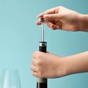 En stock sans quantité minimale de commande <span class=keywords><strong>bouchon</strong></span> de <span class=keywords><strong>vin</strong></span> avec logo personnalisé <span class=keywords><strong>bouchon</strong></span> de bouteille de <span class=keywords><strong>vin</strong></span> rouge sous vide <span class=keywords><strong>pour</strong></span> garder <span class=keywords><strong>le</strong></span> <span class=keywords><strong>vin</strong></span> frais <span class=keywords><strong>pour</strong></span> <span class=keywords><strong>le</strong></span> mariage - Product Image 2