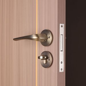 Puerta Interior Minimalista de Madera Sólida con Aislamiento Acústico para Entrada - Product Image 5