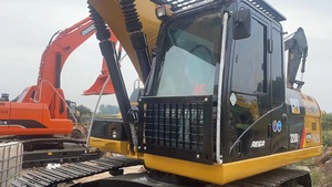 Buona condizione di vendita a caldo bruco 320 d2 escavatore 20 tonnellate macchina Cat 320 d2 escavatore usato per la vendita a Singapore - Product Image 5