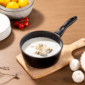 Casserole en aluminium antiadhésive noire de 2 pintes - Product Image 5