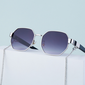<span class=keywords><strong>Gafas</strong></span> <span class=keywords><strong>de</strong></span> sol Partagas <span class=keywords><strong>2023</strong></span> <span class=keywords><strong>de</strong></span> moda, elegantes y modernas, con protección UV400, para mujer, con cadena. - Product Image 4