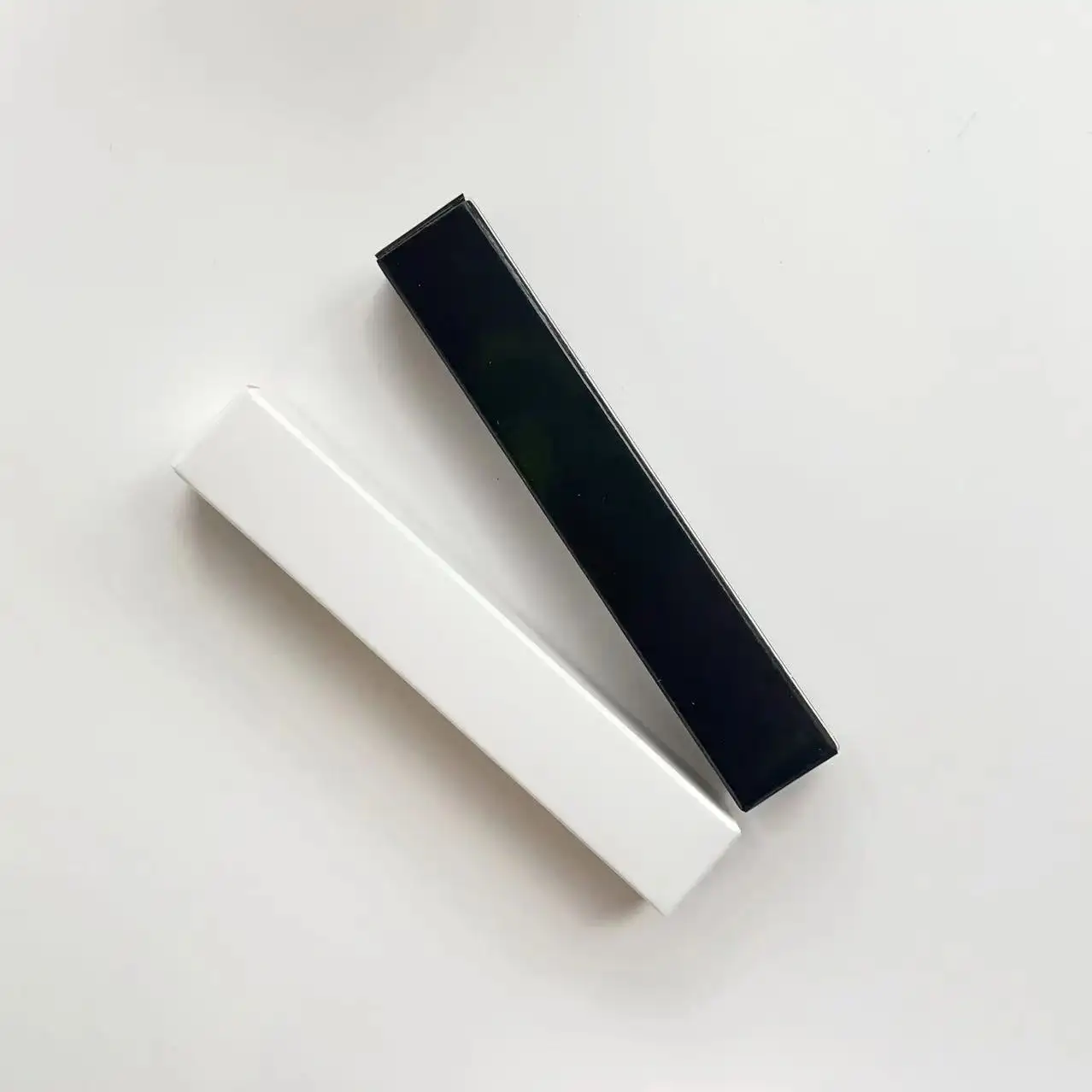 Caja de papel de productos cosméticos de personalización de precio barato promocional para caja de embalaje de brillo de labios de lápiz labial