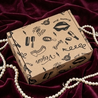 Boîte en carton personnalisée pour vêtements, boîte cadeau en carton, boîte d'expédition pour chaussettes