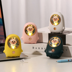 พัดลมมือถือไฟฟ้าแบบชาร์จไฟได้พร้อมเชือกแขวนพัดลมขนาดเล็กรูปนักบินอวกาศน่ารัก USB - Product Image 2