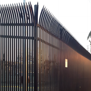 <span class=keywords><strong>Palissade</strong></span> de sécurité résidentielle <span class=keywords><strong>en</strong></span> acier noir métal <span class=keywords><strong>fer</strong></span> piquets portables incurvés clôture forgée - Product Image 6