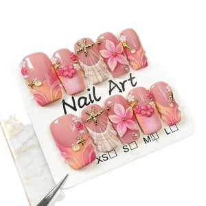 <span class=keywords><strong>Uñas</strong></span> Postizas Hechas a Mano Qianya, Degradado <span class=keywords><strong>Rosa</strong></span>, Flores Talladas en 3D, 10 Piezas, <span class=keywords><strong>Uñas</strong></span> Acrílicas, Punta Francesa, Estilo Europeo Americano, Venta al Por Mayor - Product Image 1